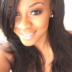 Meet your Posher, Vanessa